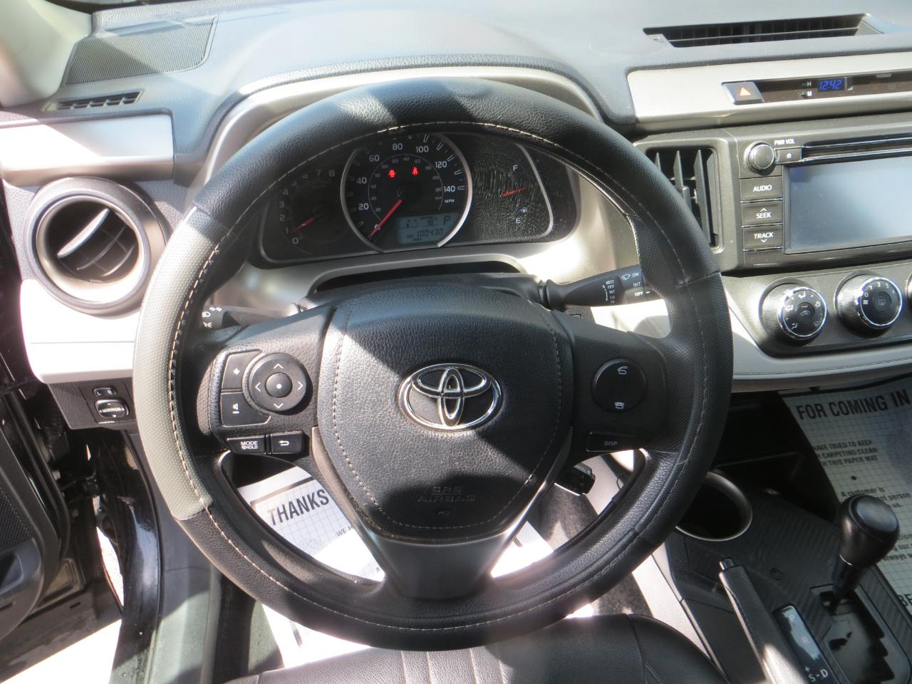 Toyota RAV4 LE AWD 2013