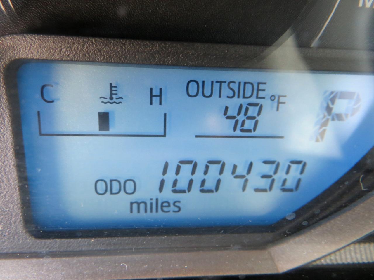 Toyota RAV4 LE AWD 2013