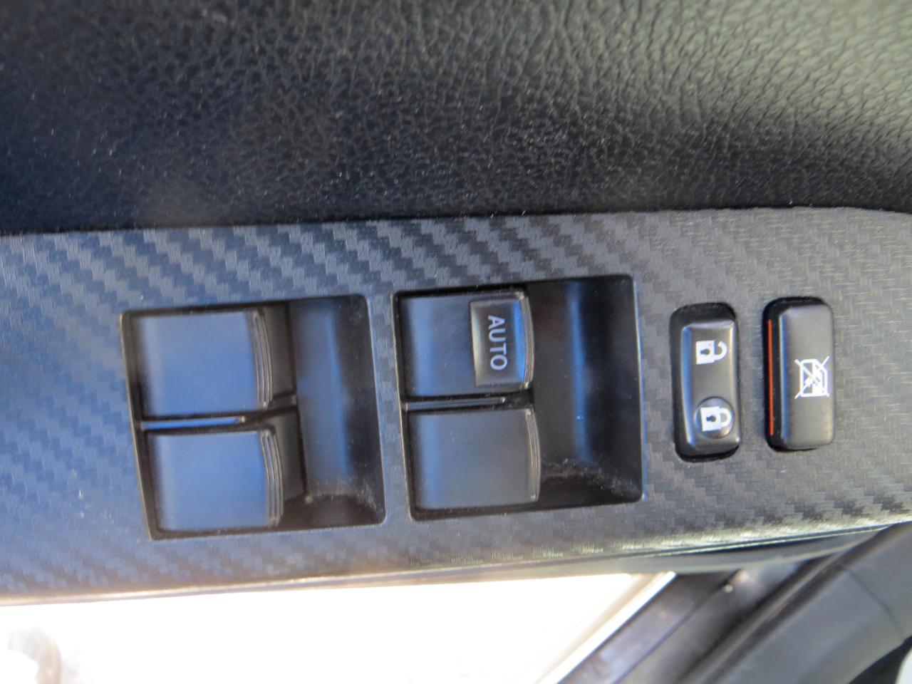 Toyota RAV4 LE AWD 2013