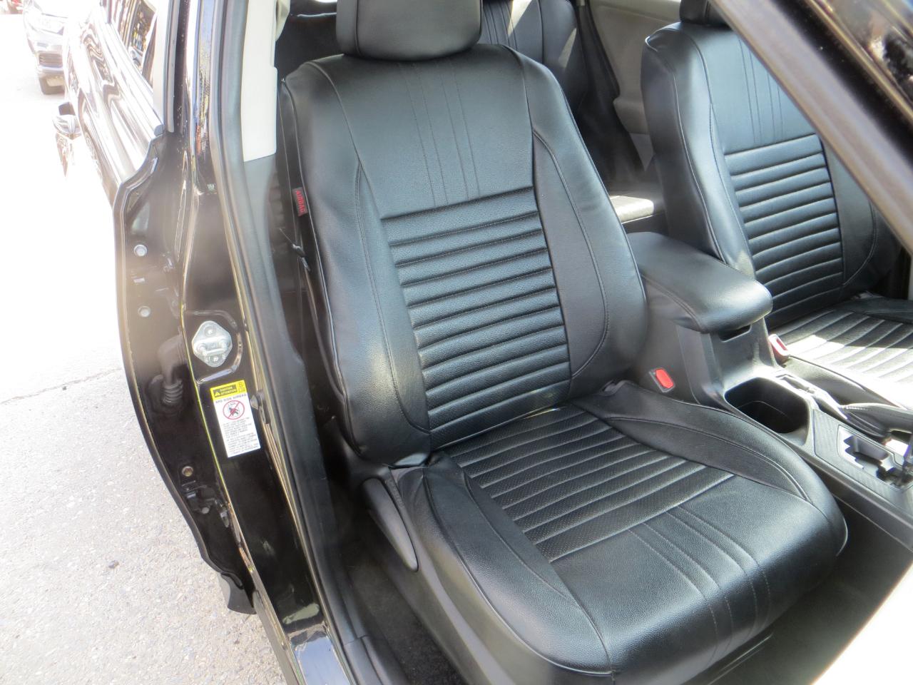 Toyota RAV4 LE AWD 2013