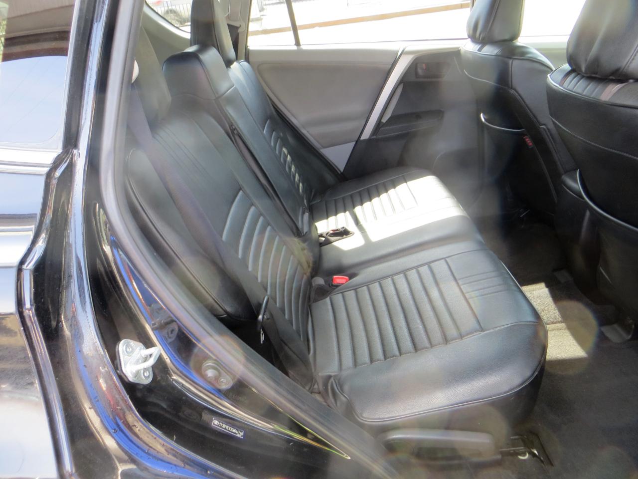 Toyota RAV4 LE AWD 2013