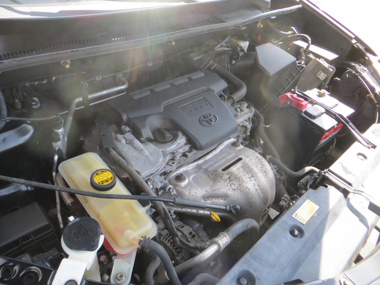 Toyota RAV4 LE AWD 2013