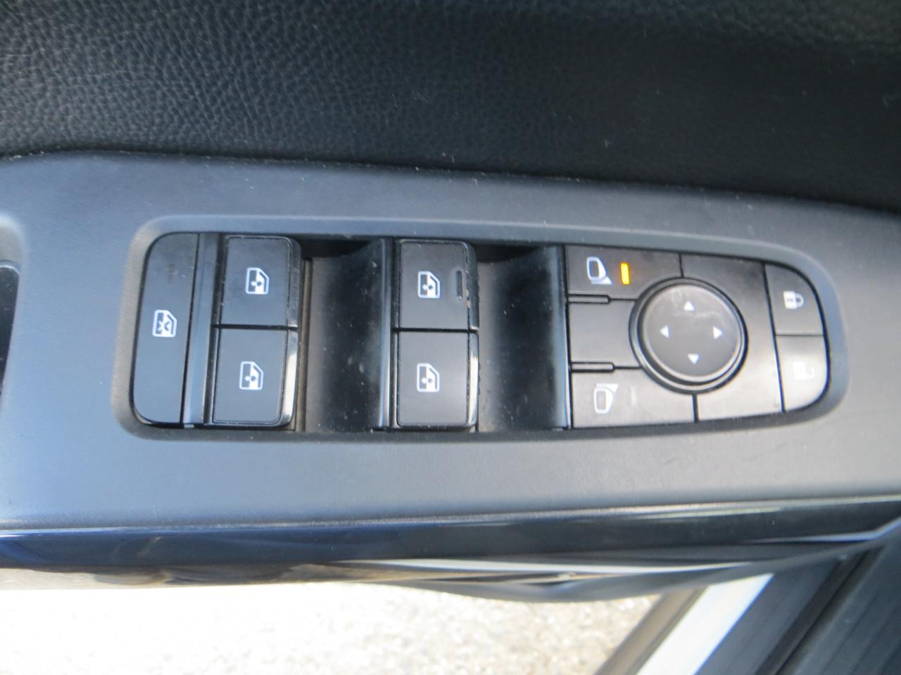 Nissan Pathfinder S 4WD 2023