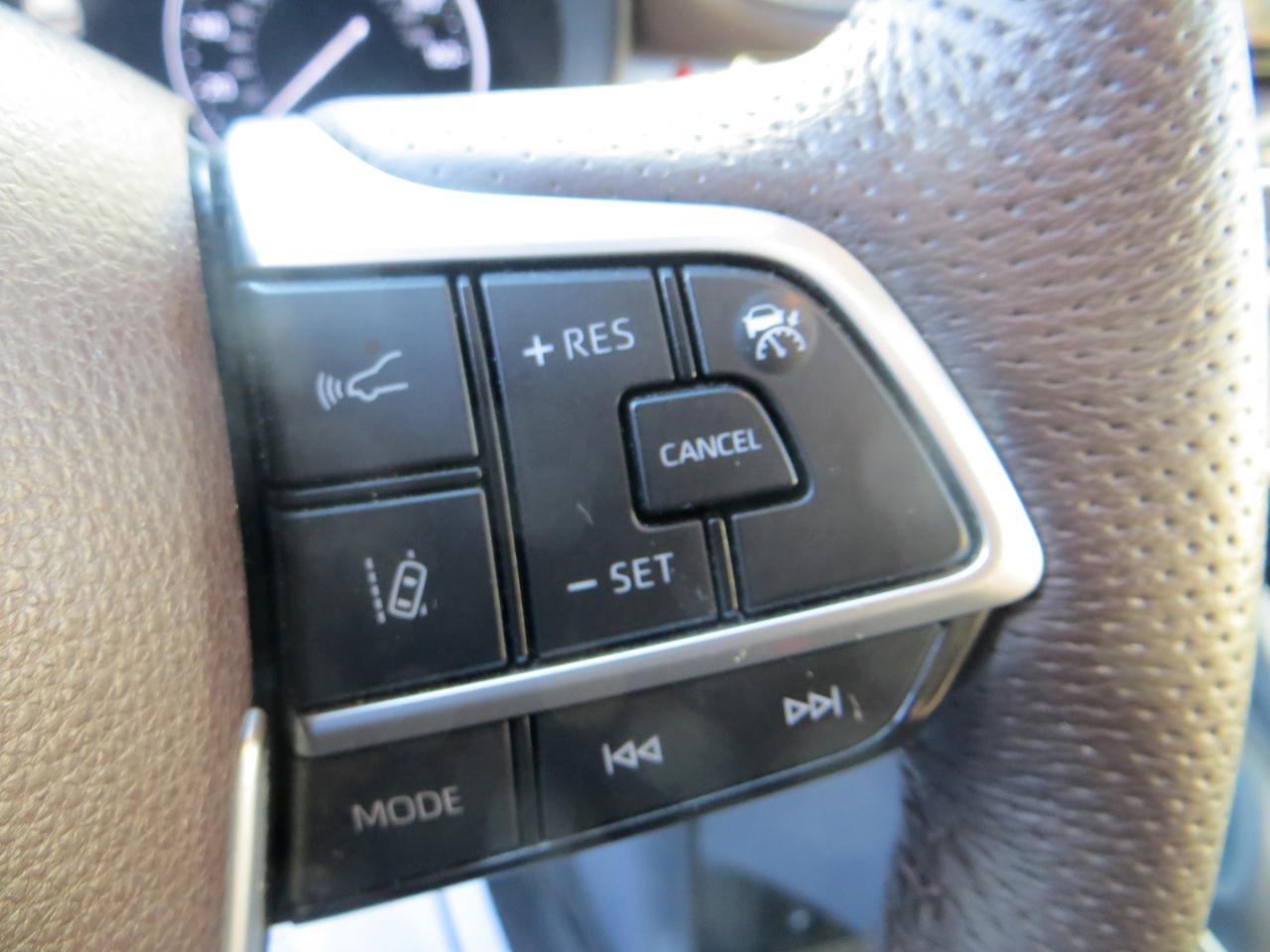 Toyota Sienna Platinum 7-Passenger AWD 2022