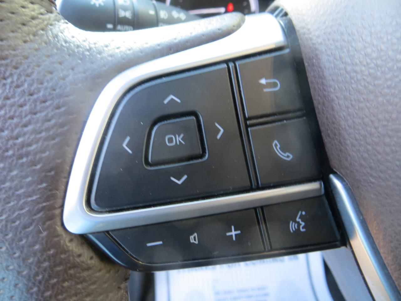 Toyota Sienna Platinum 7-Passenger AWD 2022