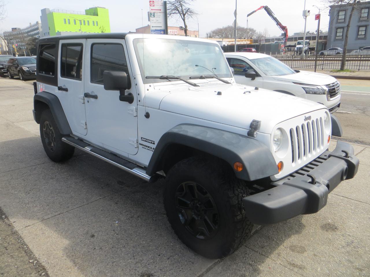 Jeep Wrangler Unlimited Sport 4WD 2013