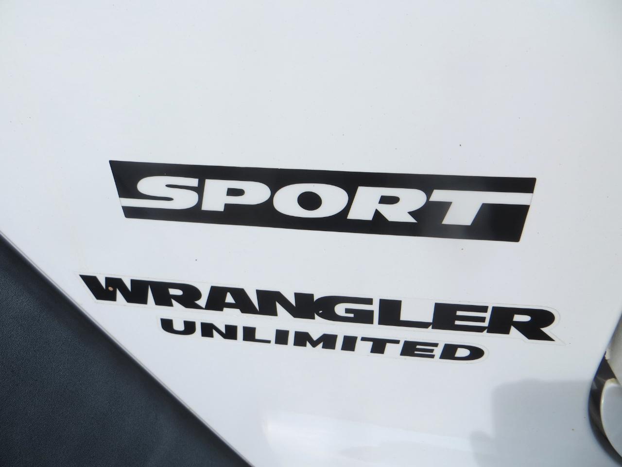 Jeep Wrangler Unlimited Sport 4WD 2013