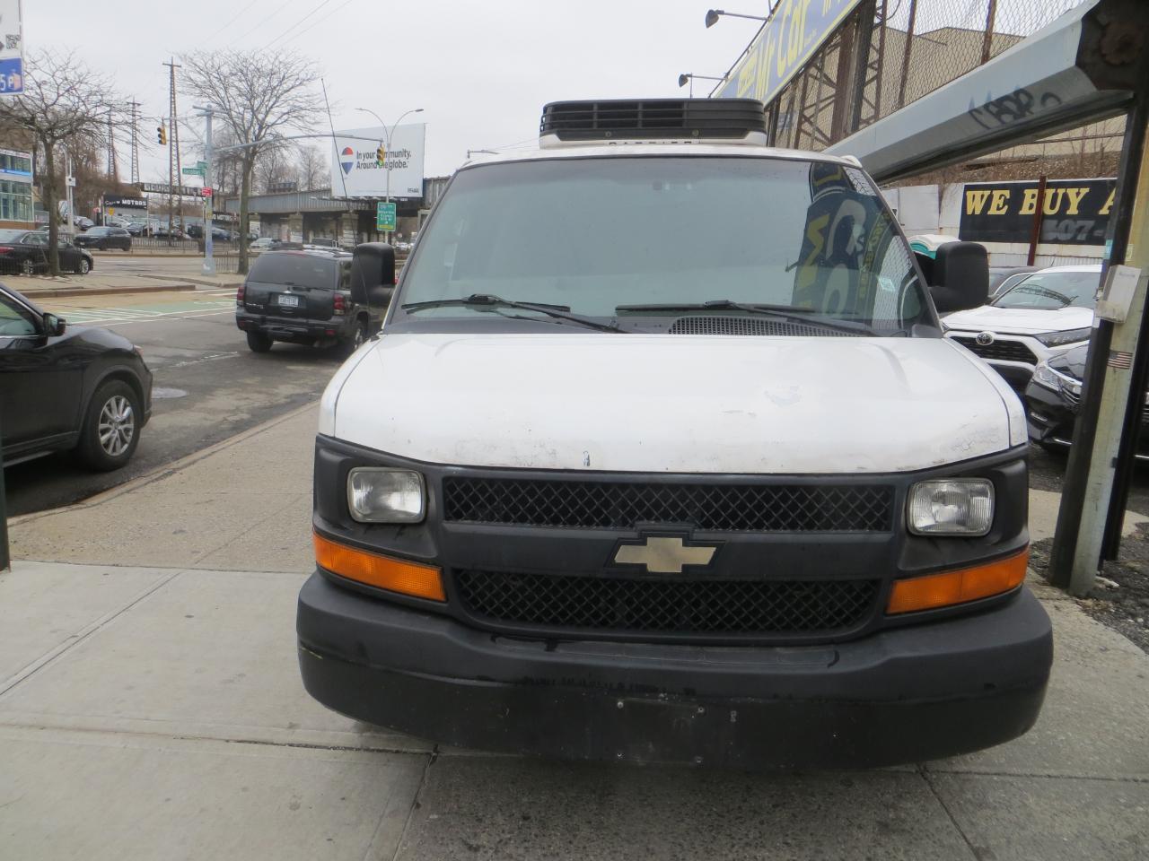 Chevrolet Express 2500 Cargo Extended 2011