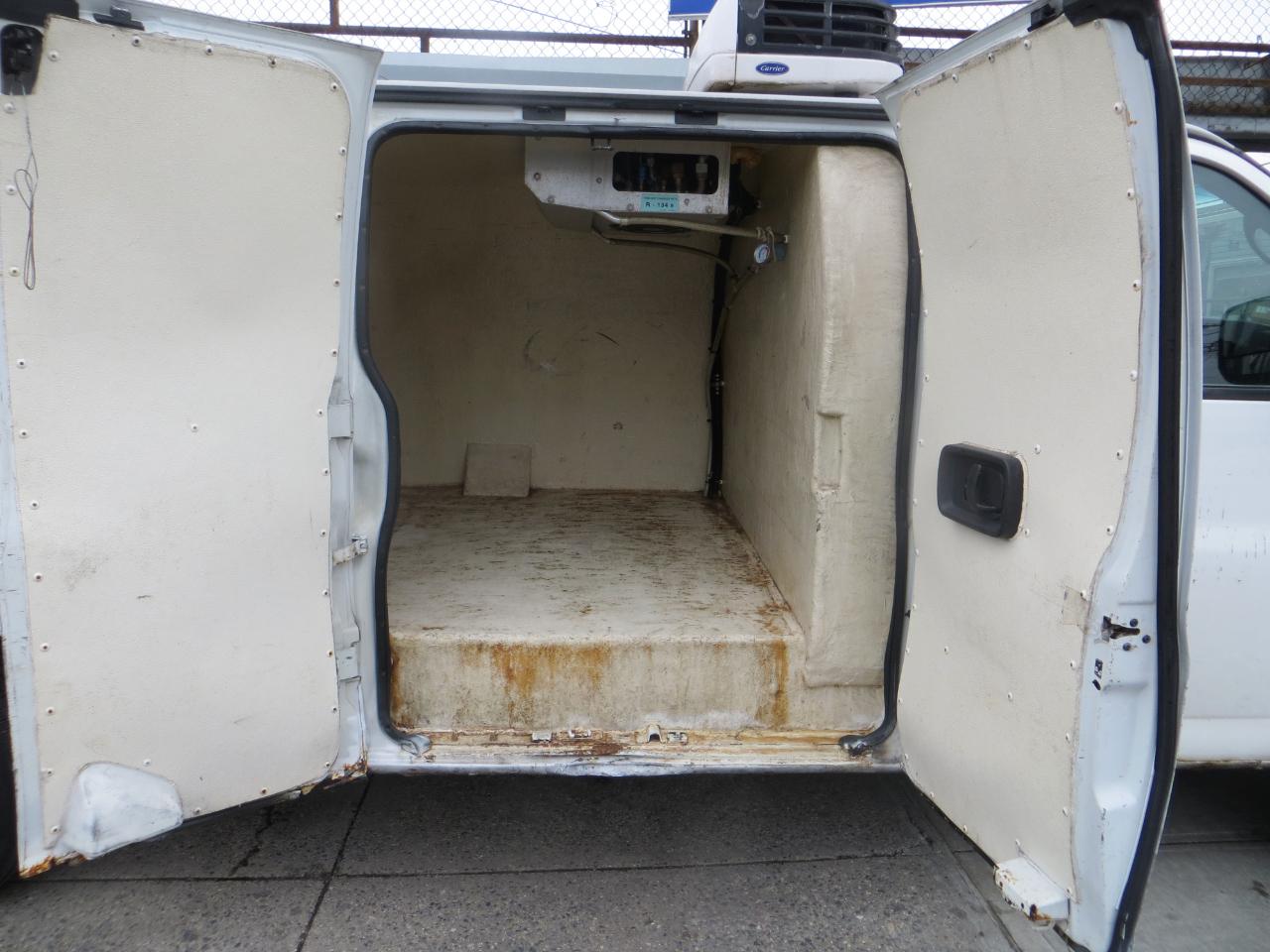 Chevrolet Express 2500 Cargo Extended 2011