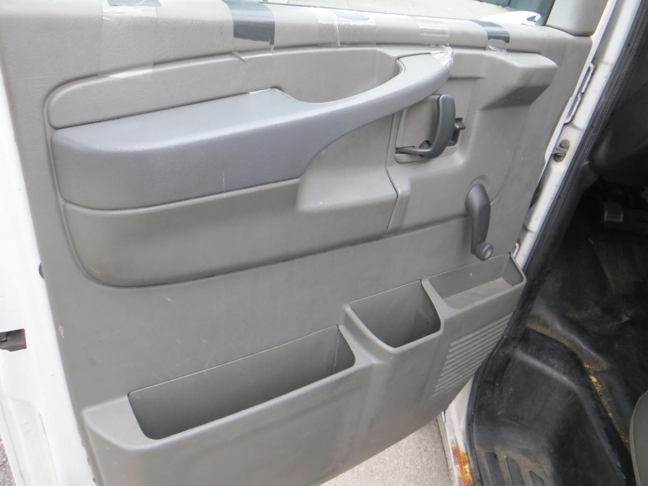 Chevrolet Express 2500 Cargo Extended 2011