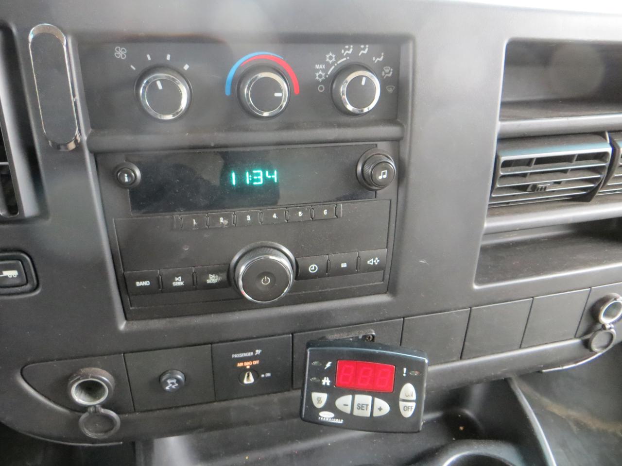 Chevrolet Express 2500 Cargo Extended 2011