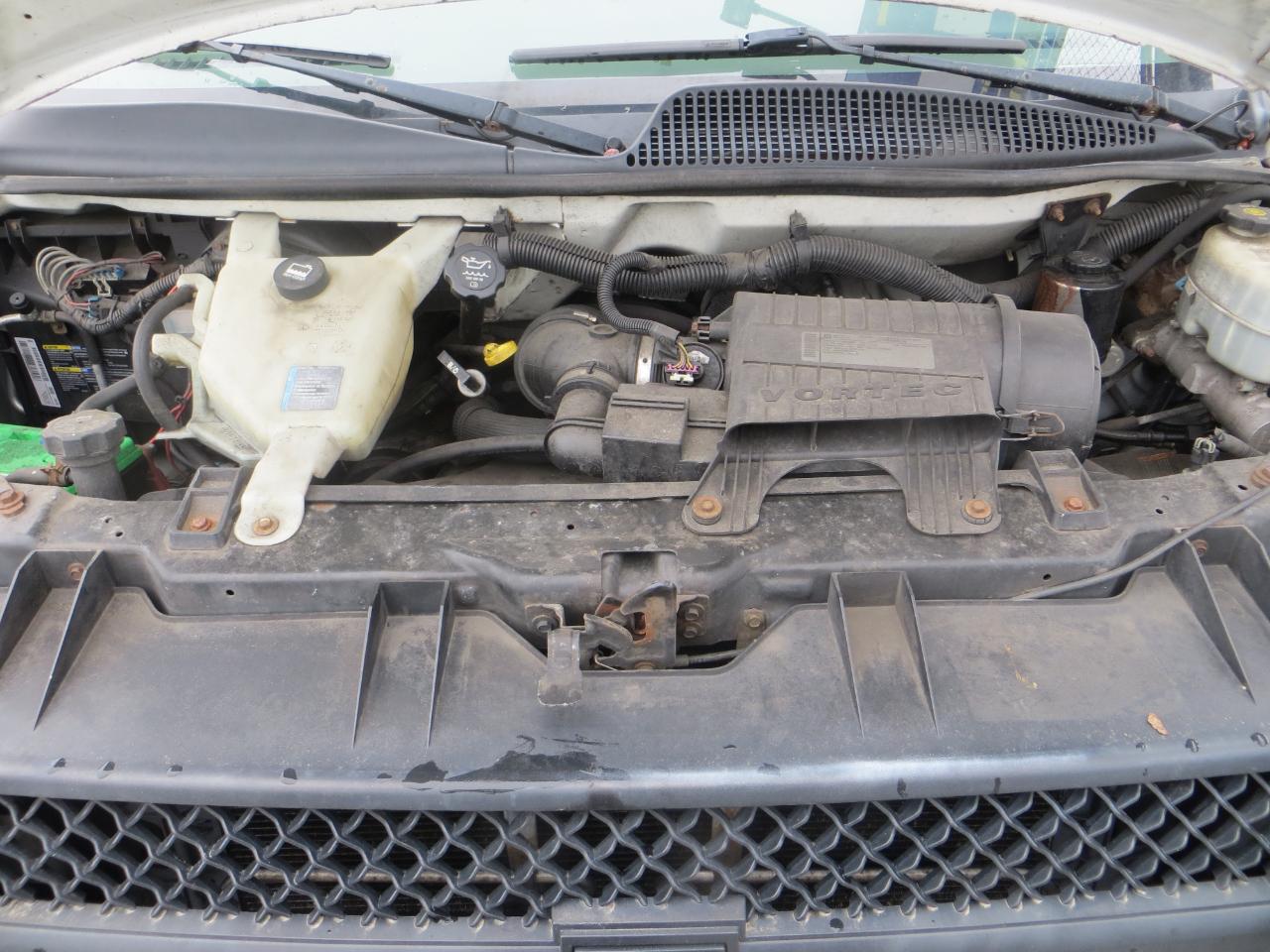 Chevrolet Express 2500 Cargo Extended 2011