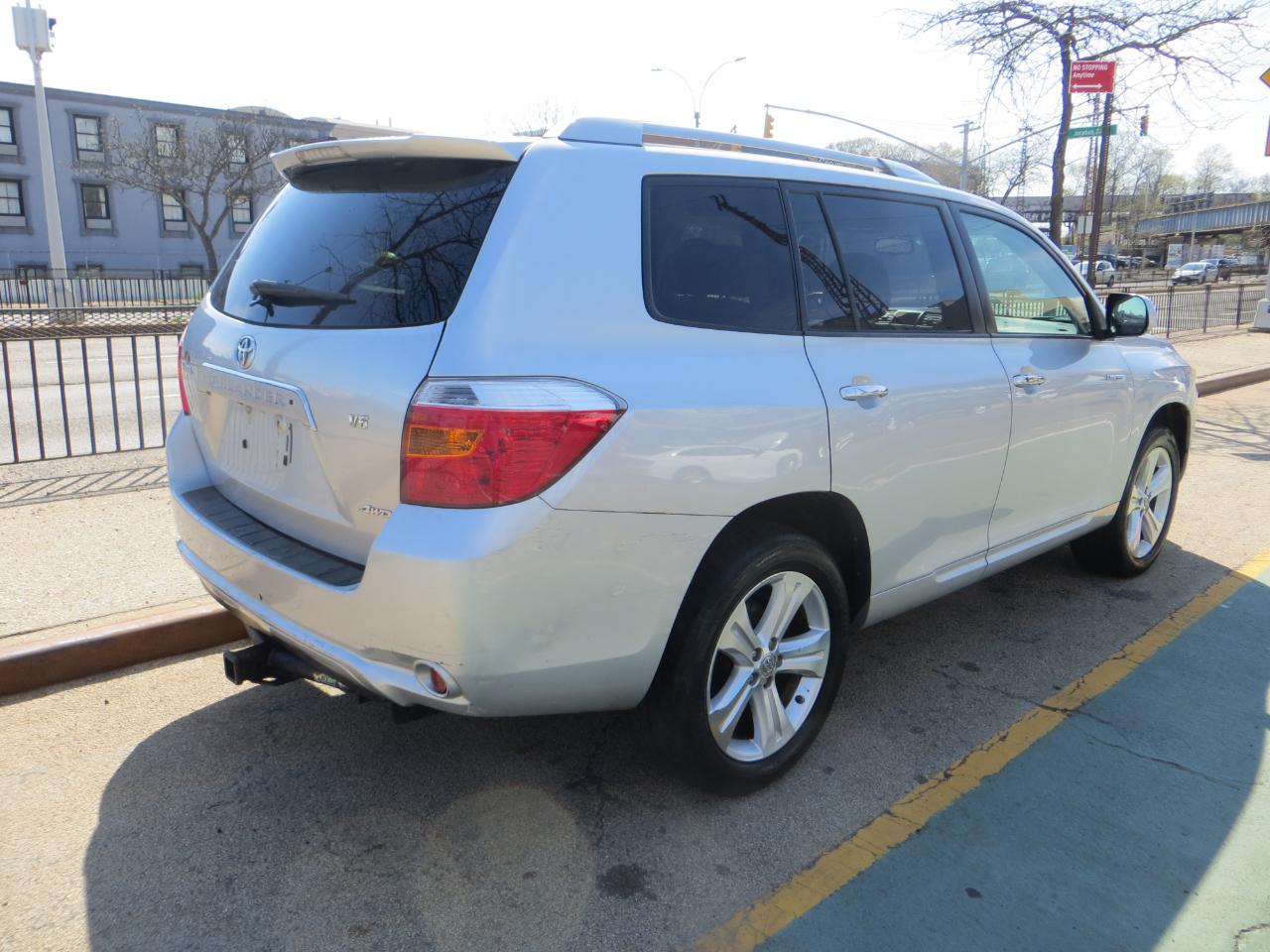 Toyota Highlander Limited 4WD 2009