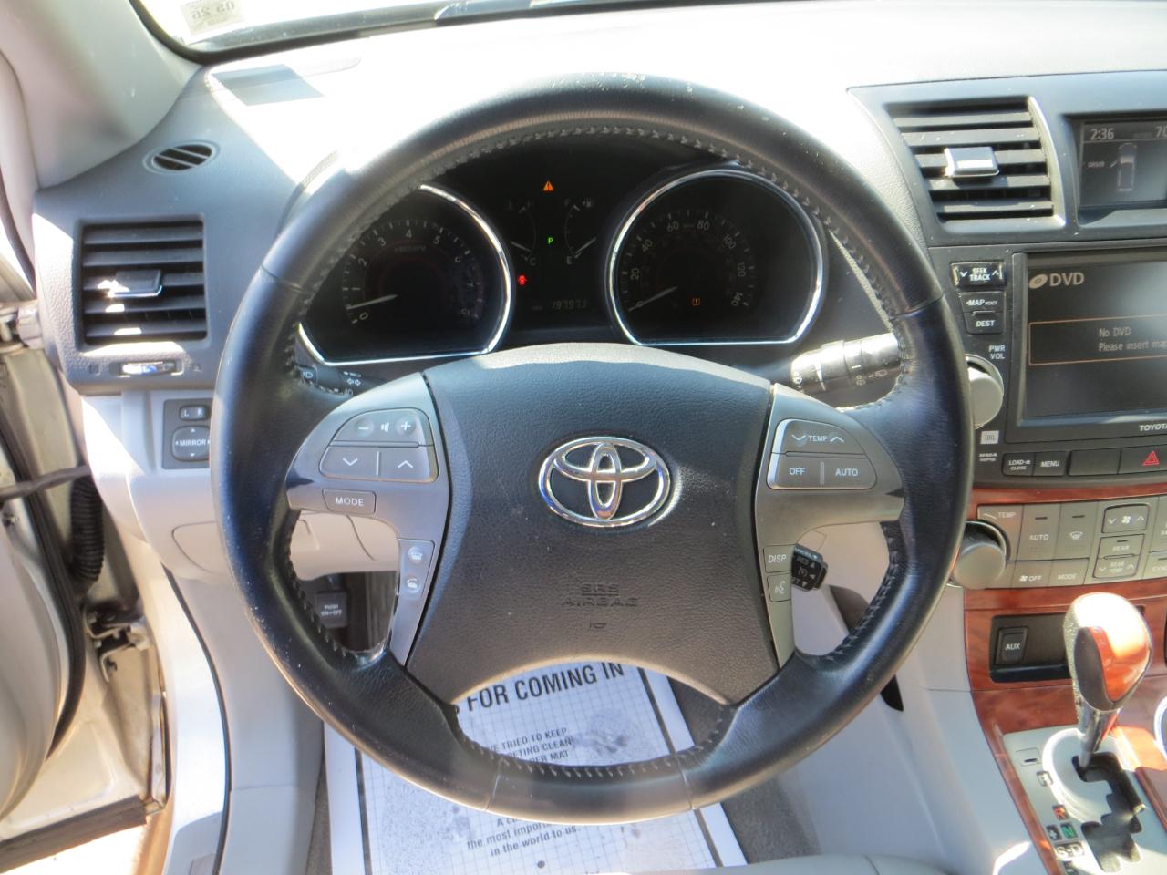 Toyota Highlander Limited 4WD 2009