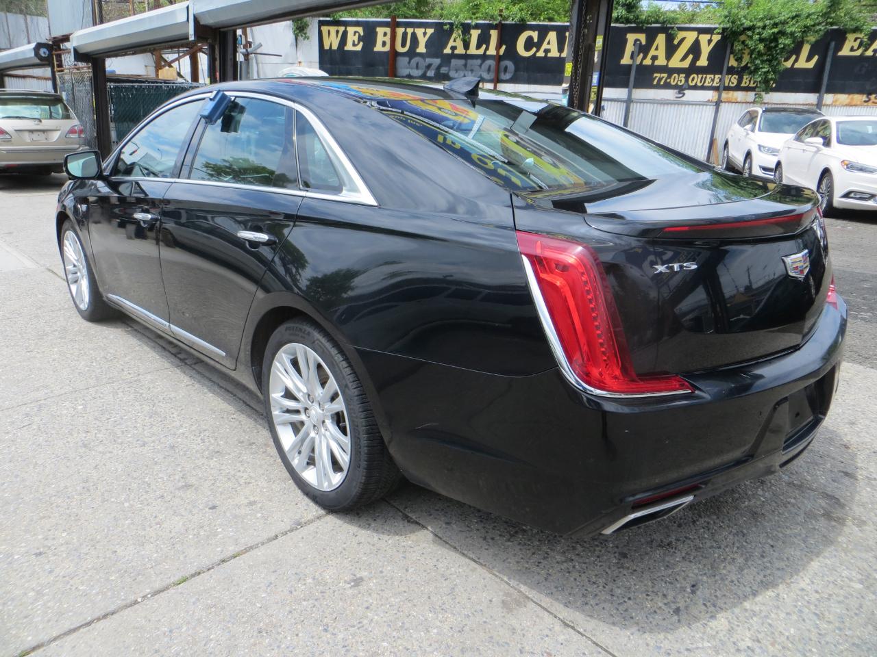 Cadillac XTS Luxury 2018