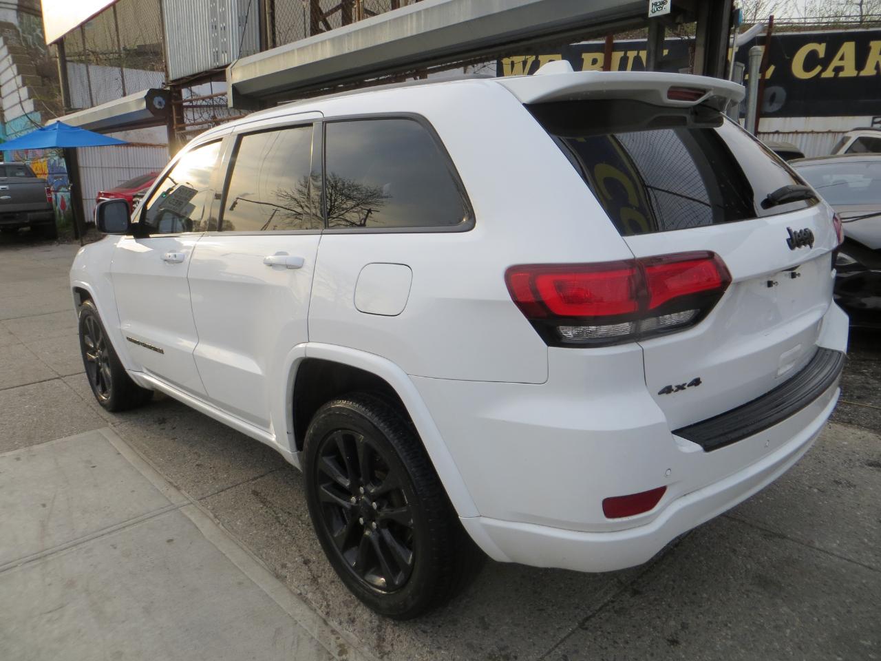 Jeep Grand Cherokee  2019