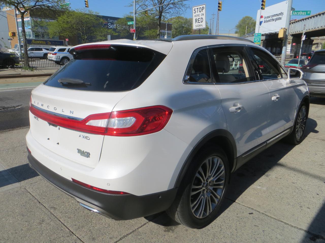 Lincoln MKX Reserve AWD 2016