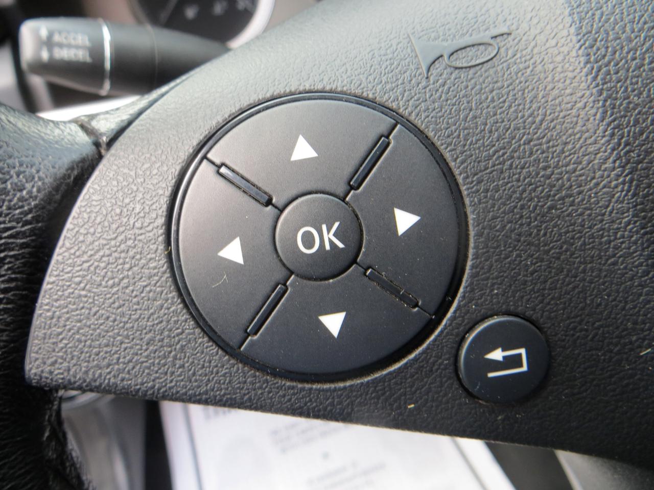 Mercedes-Benz GLK-Class GLK350 4MATIC 2010