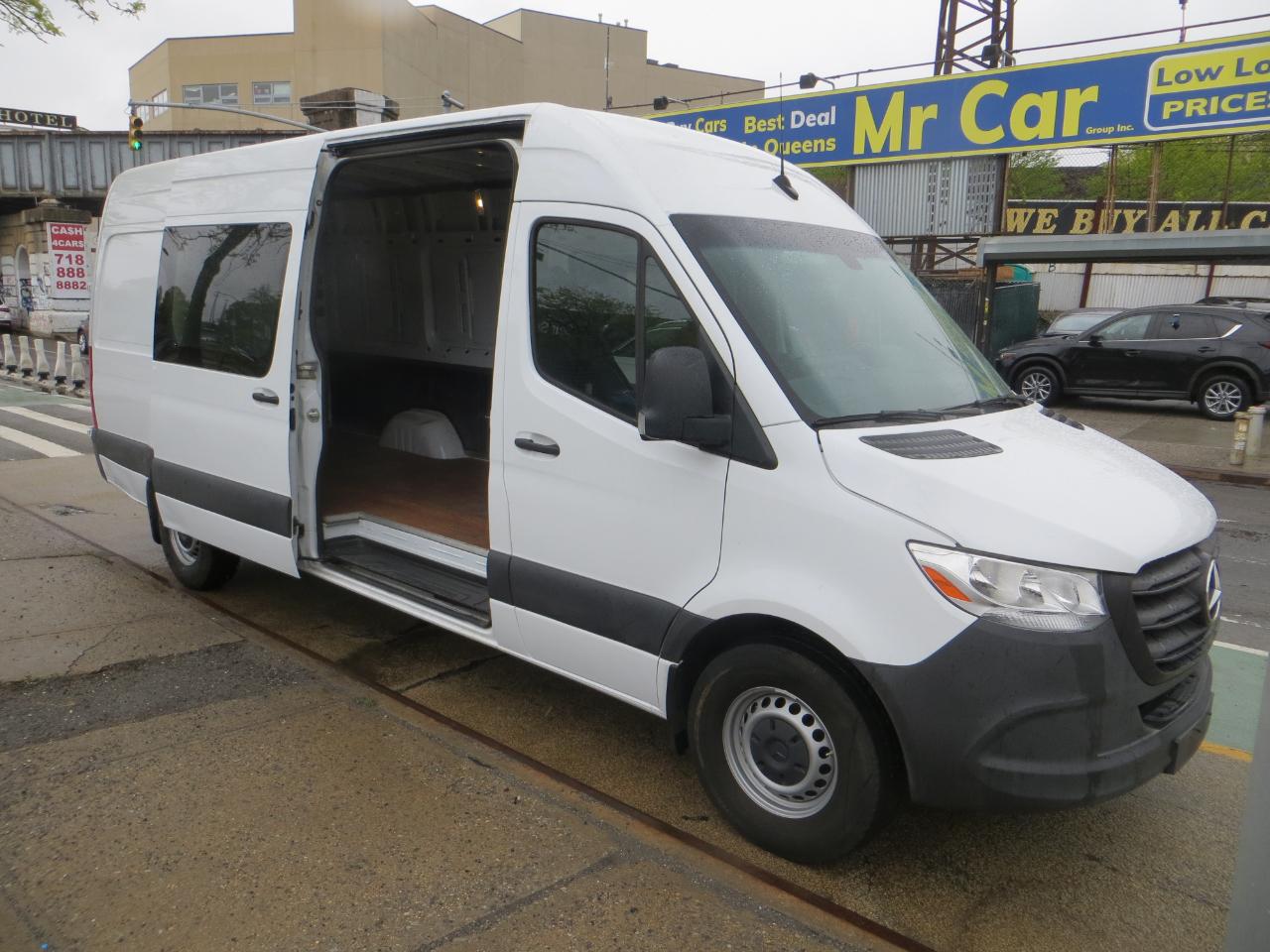 Mercedes-Benz Sprinter  2023