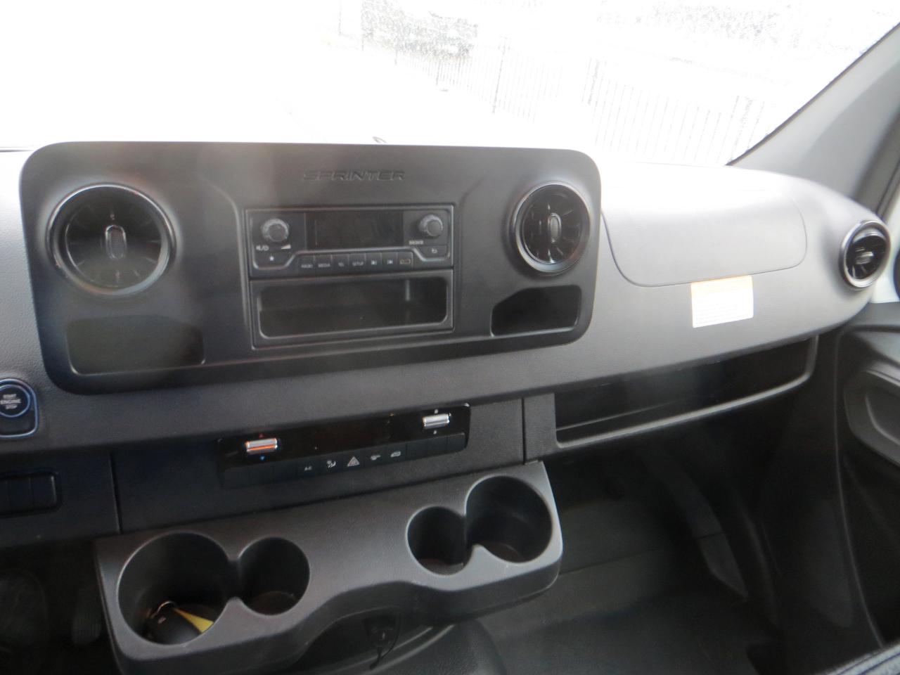 Mercedes-Benz Sprinter  2023