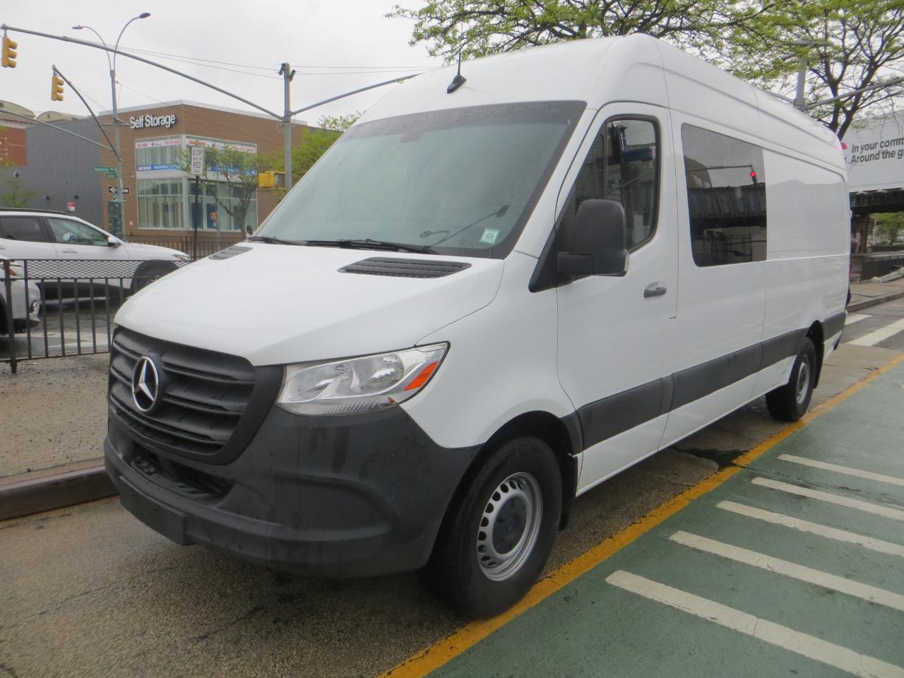Mercedes-Benz Sprinter  2023
