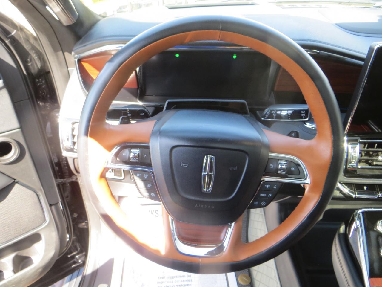 Lincoln Navigator L Reserve 4WD 2022