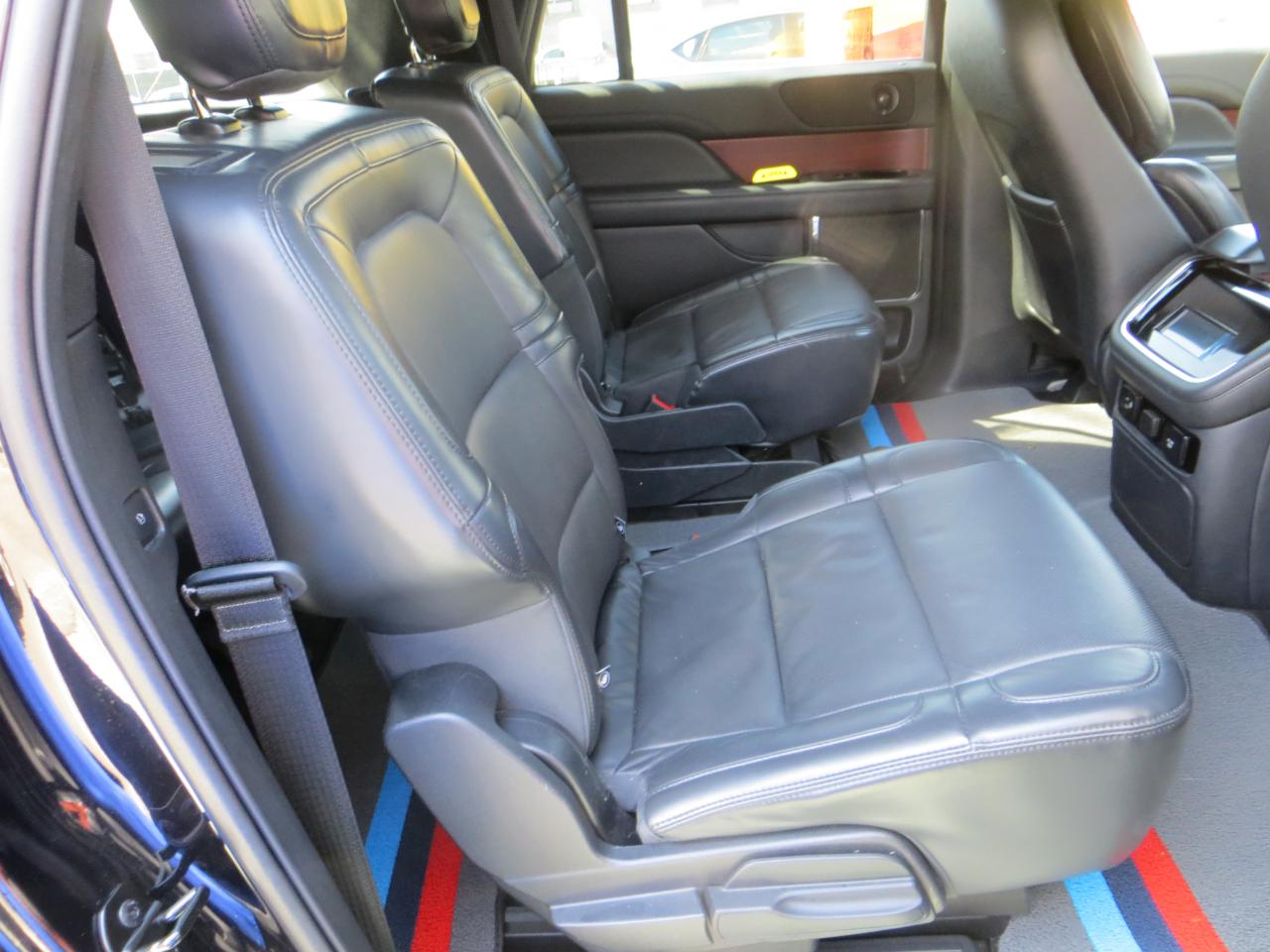 Lincoln Navigator L Reserve 4WD 2022