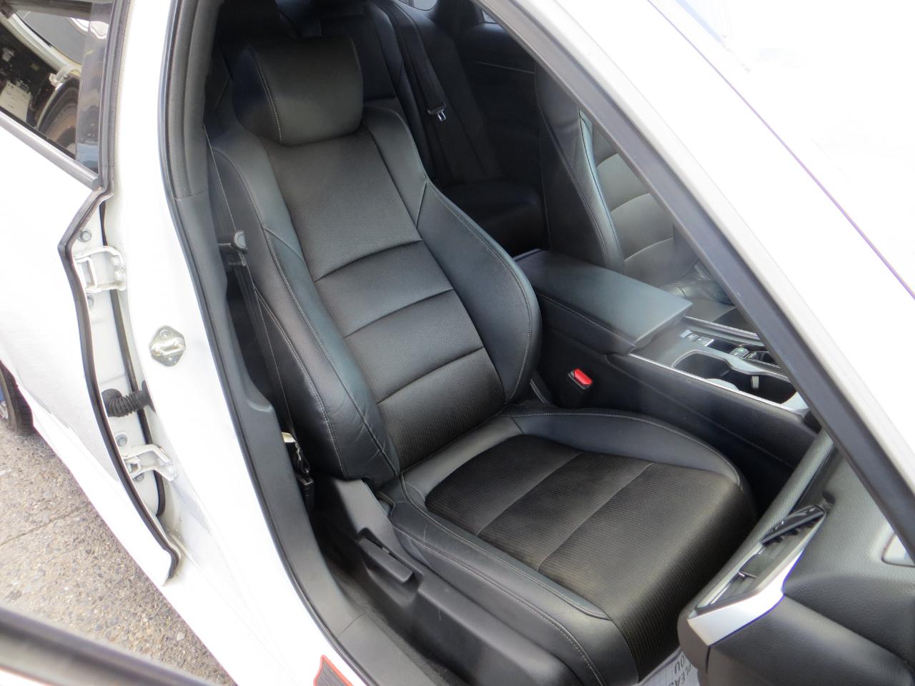 Honda Accord  2019