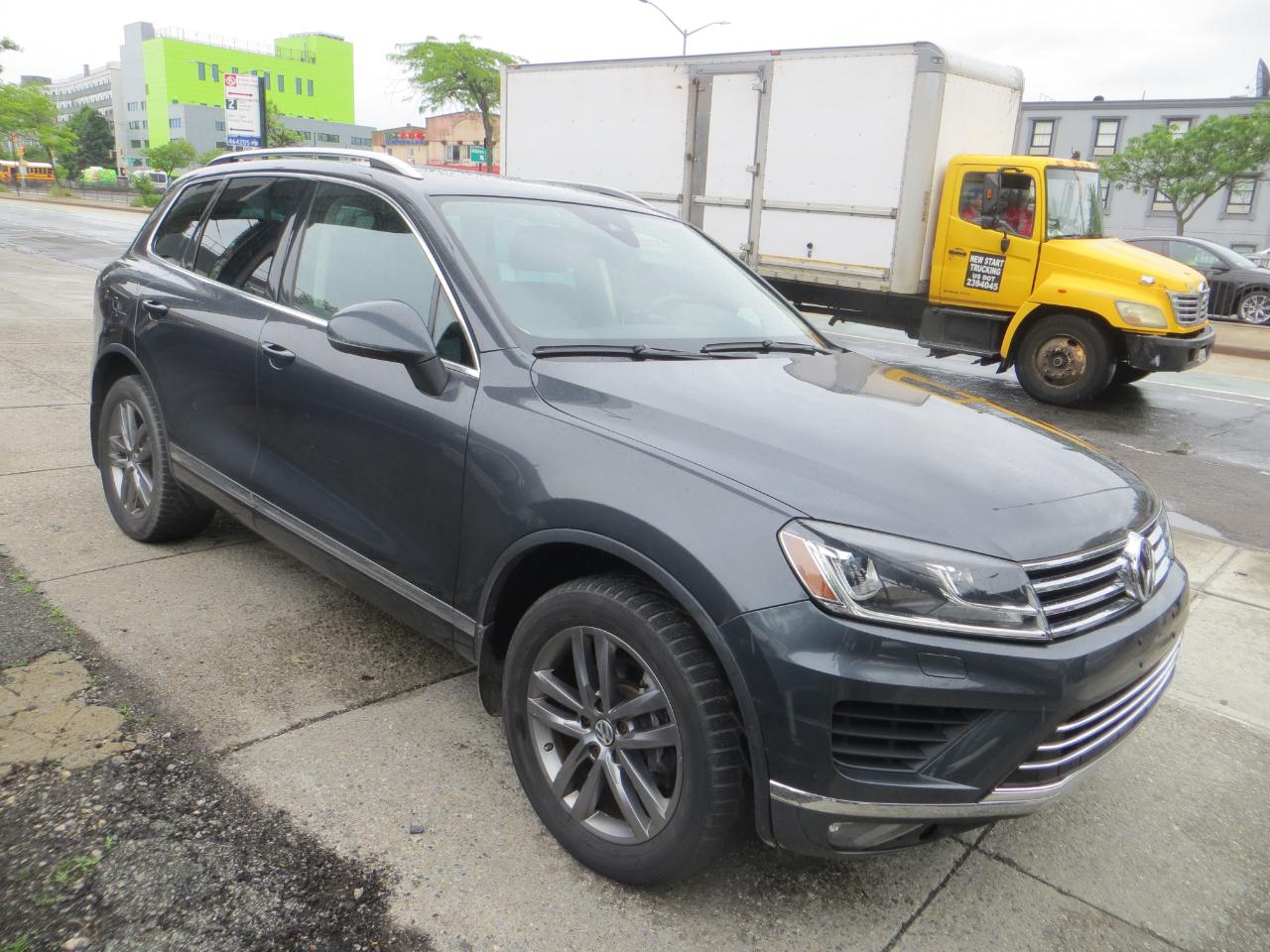 Volkswagen Touareg  2016