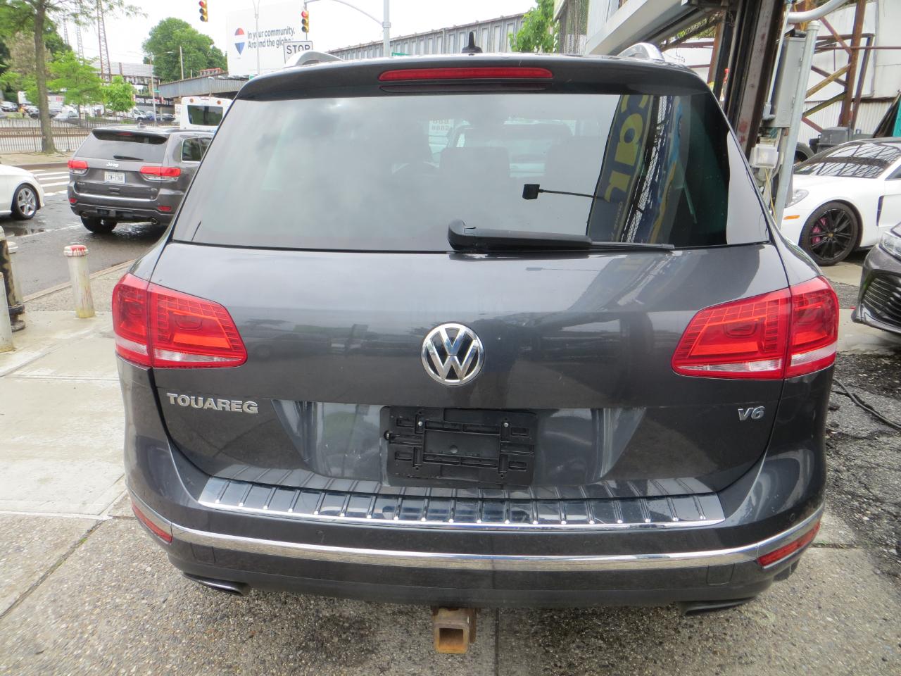 Volkswagen Touareg  2016