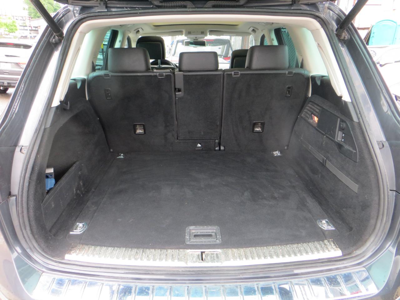 Volkswagen Touareg  2016