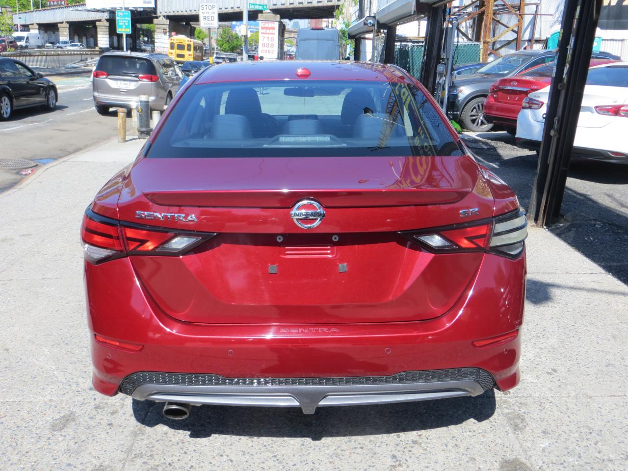 Nissan Sentra SR 2021