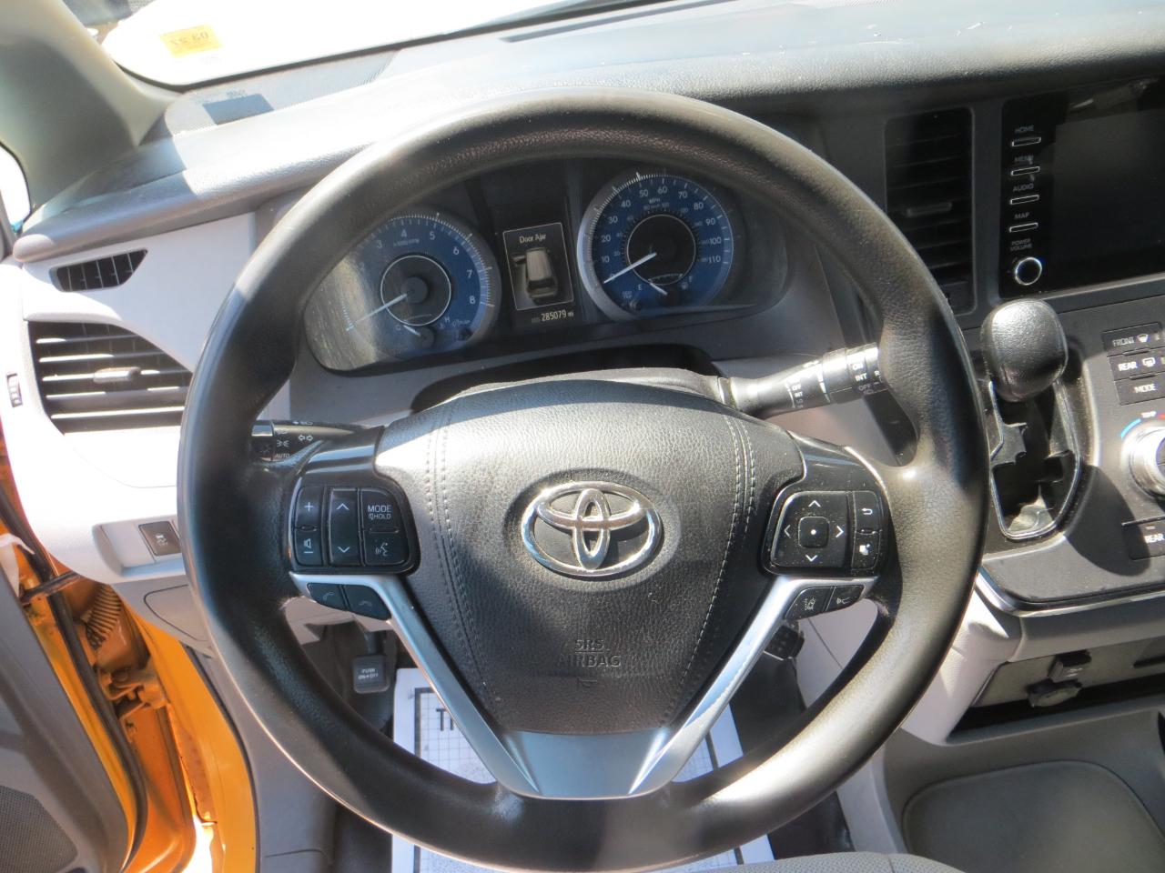 Toyota Sienna L 7-Passenger 2019