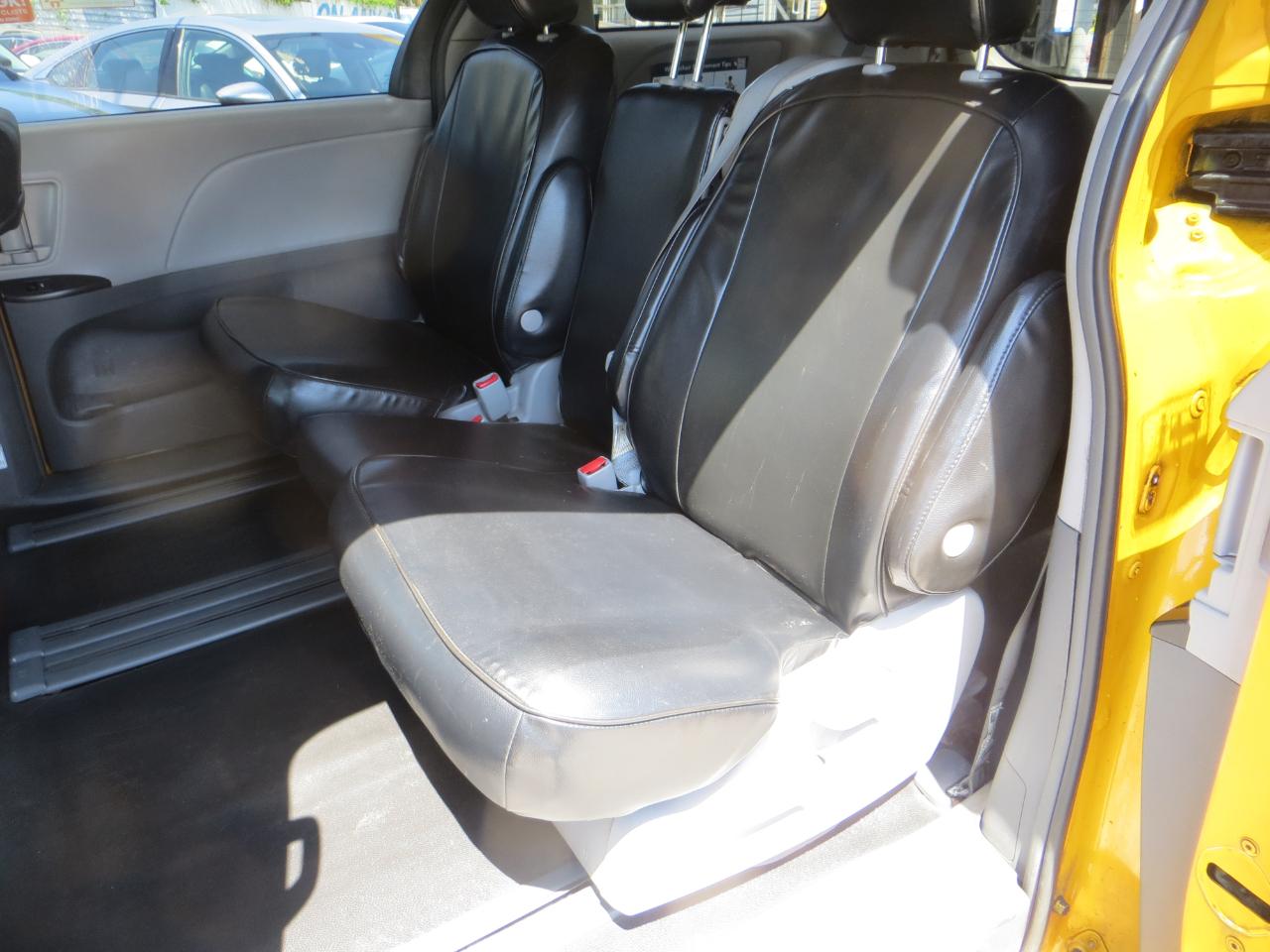 Toyota Sienna L 7-Passenger 2019