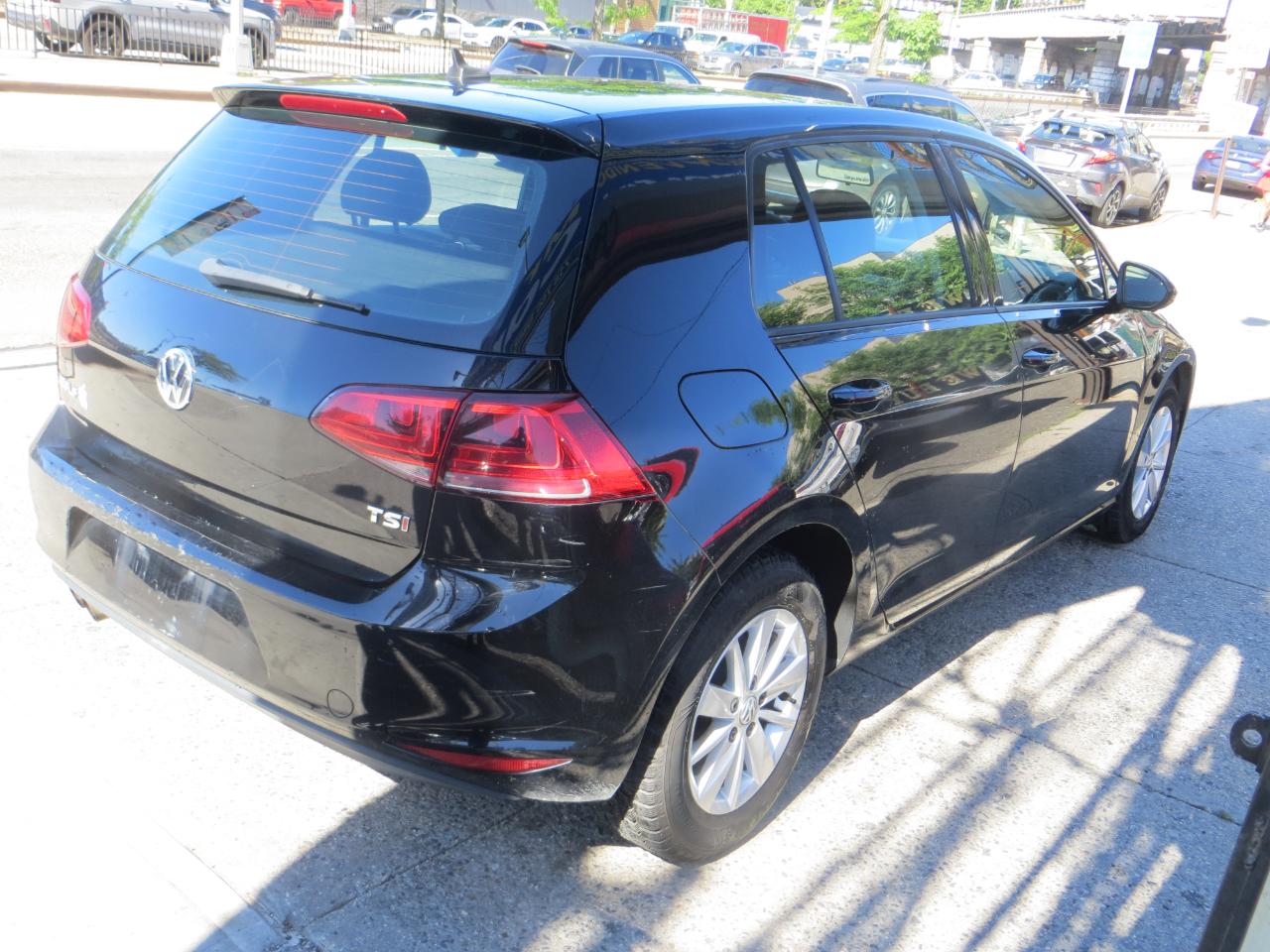 Volkswagen Golf  2015