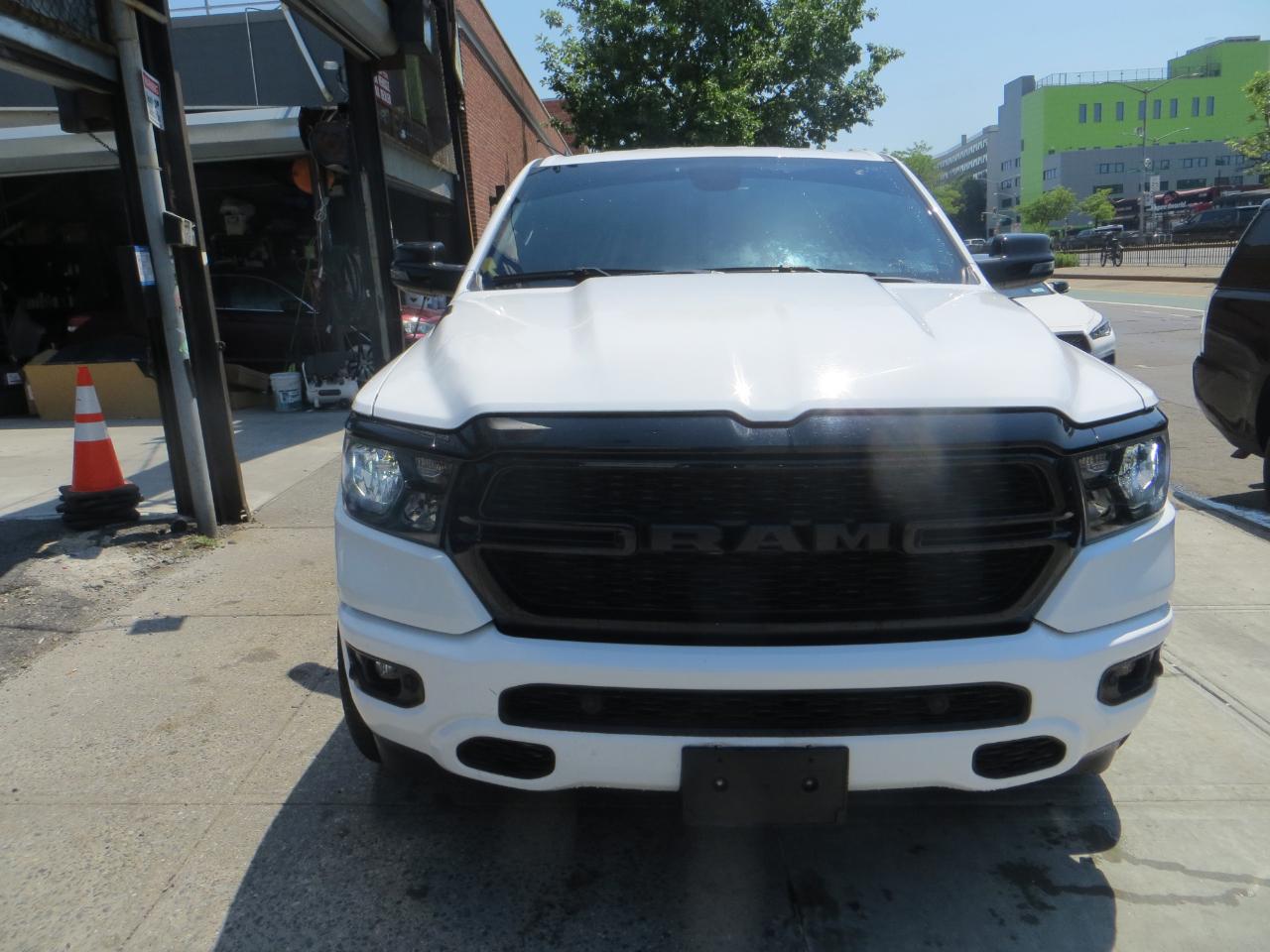 RAM 1500 Big Horn Crew Cab SWB 4WD 2023