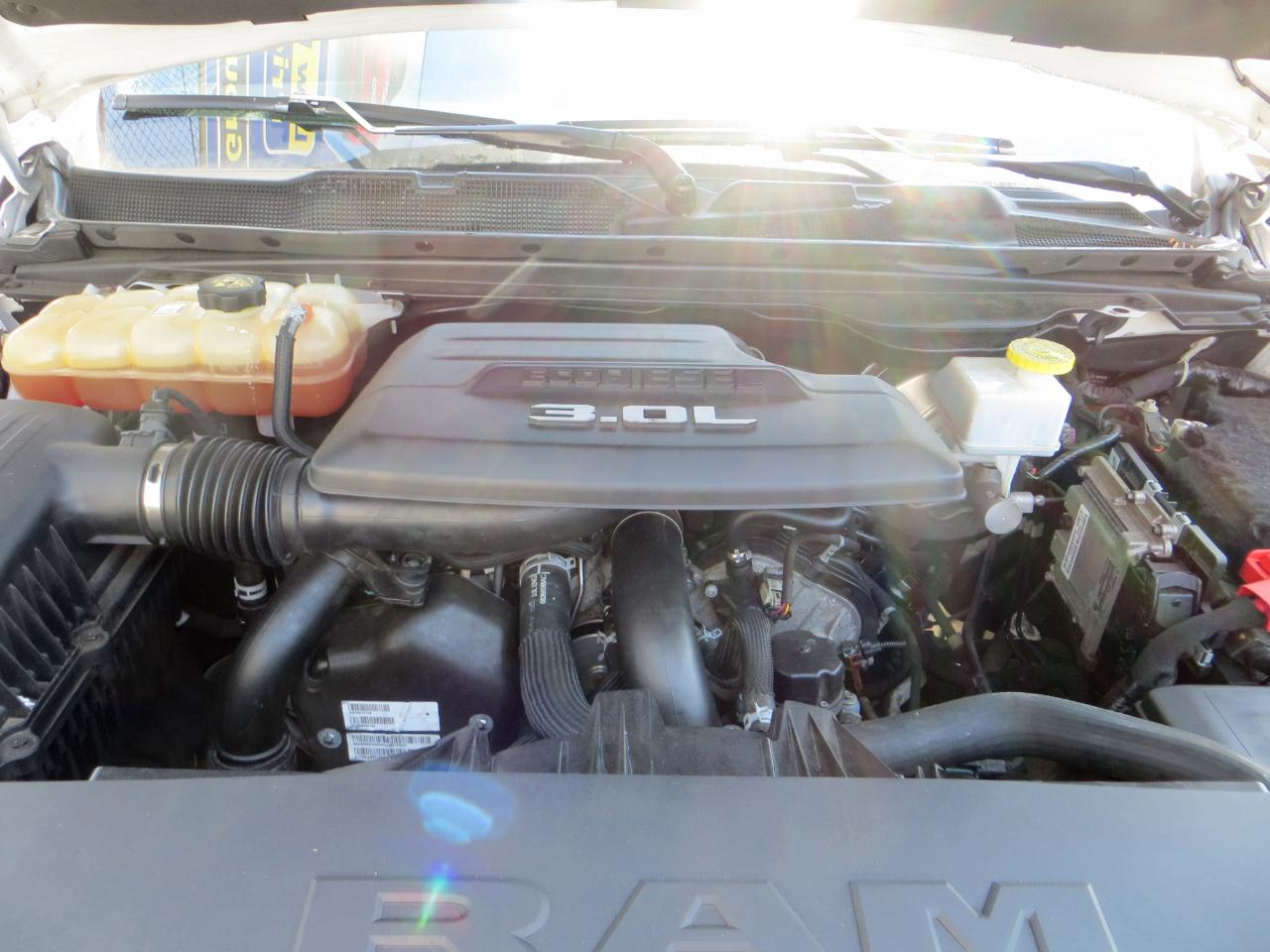 RAM 1500 Big Horn Crew Cab SWB 4WD 2023