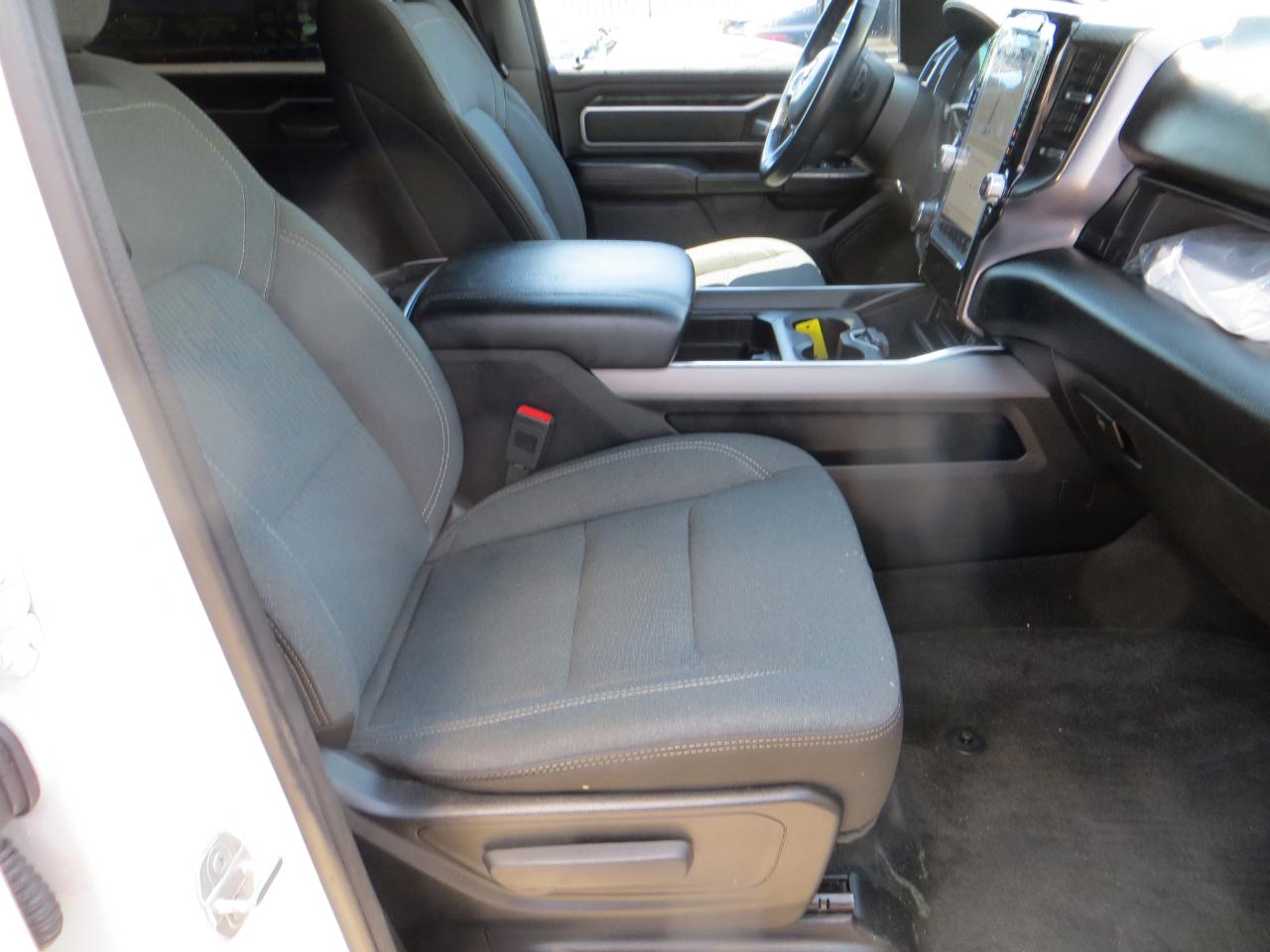 RAM 1500 Big Horn Crew Cab SWB 4WD 2023