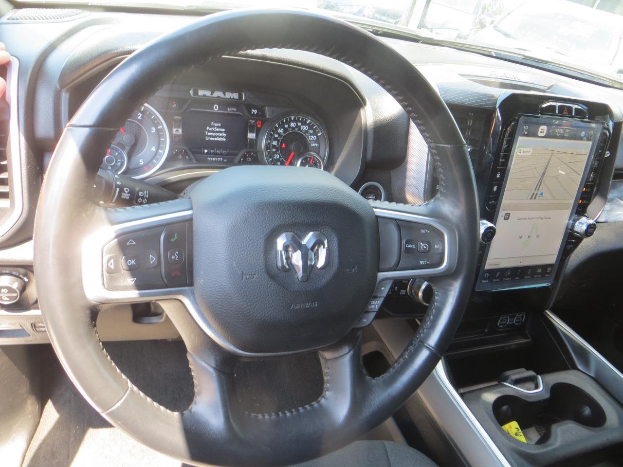 RAM 1500 Big Horn Crew Cab SWB 4WD 2023