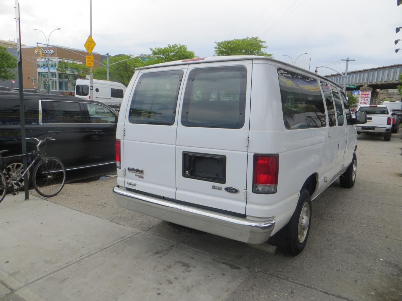 Ford Econoline  2014