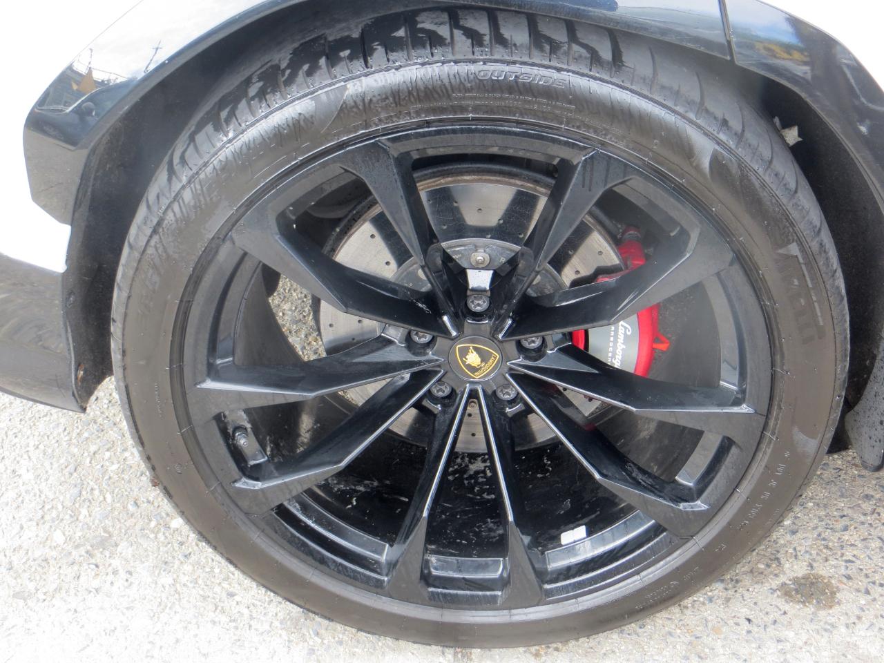 Lamborghini Urus Base 2022