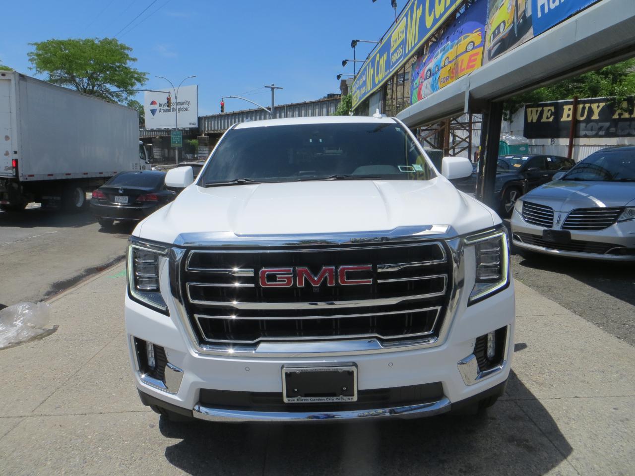 GMC Yukon SLT 4WD 2024