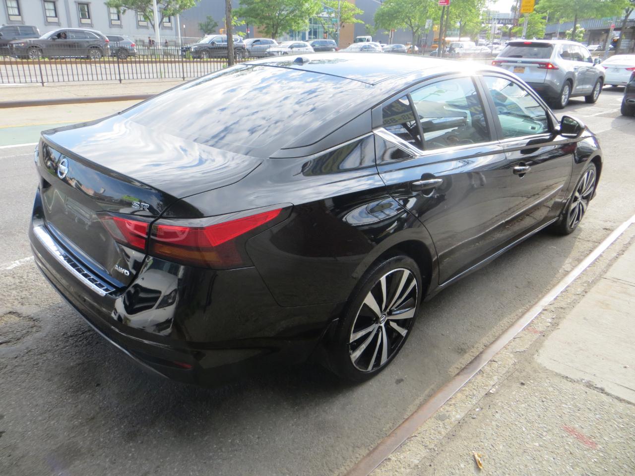 Nissan Altima 2.5 SR AWD 2021