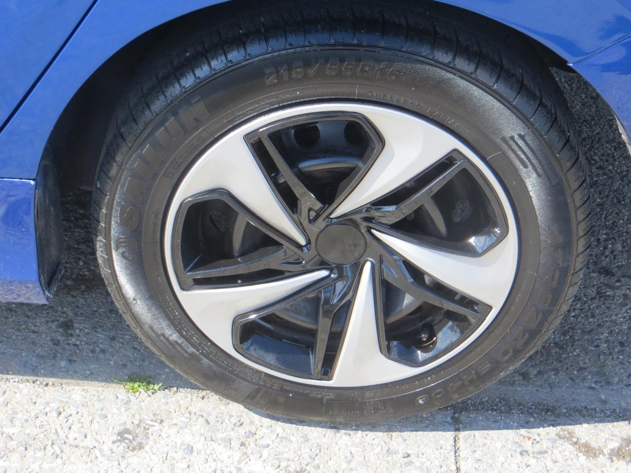 Honda Civic LX Honda Sensing Sedan CVT 2020