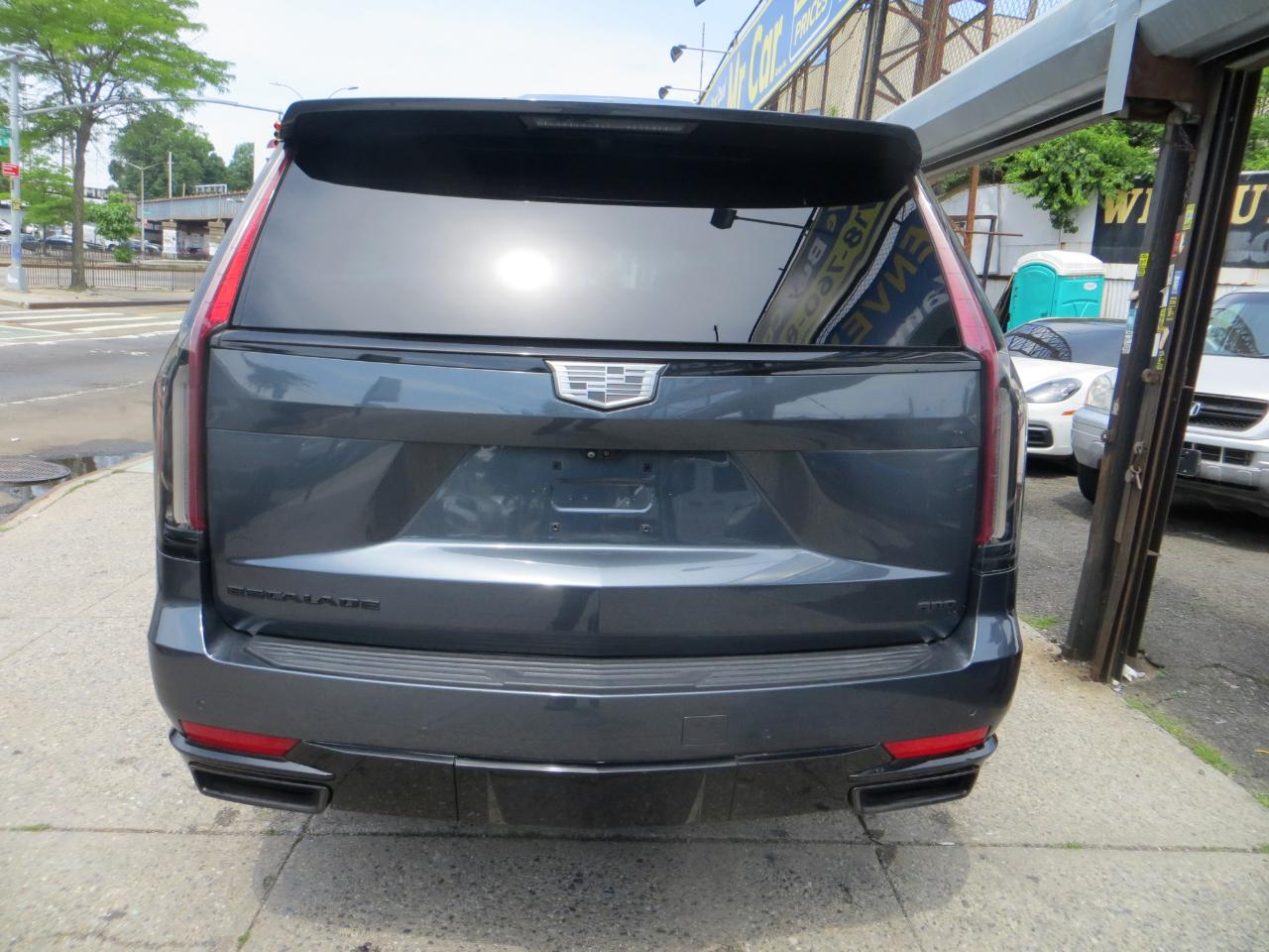 Cadillac Escalade ESV Sport Platinum AWD 2021