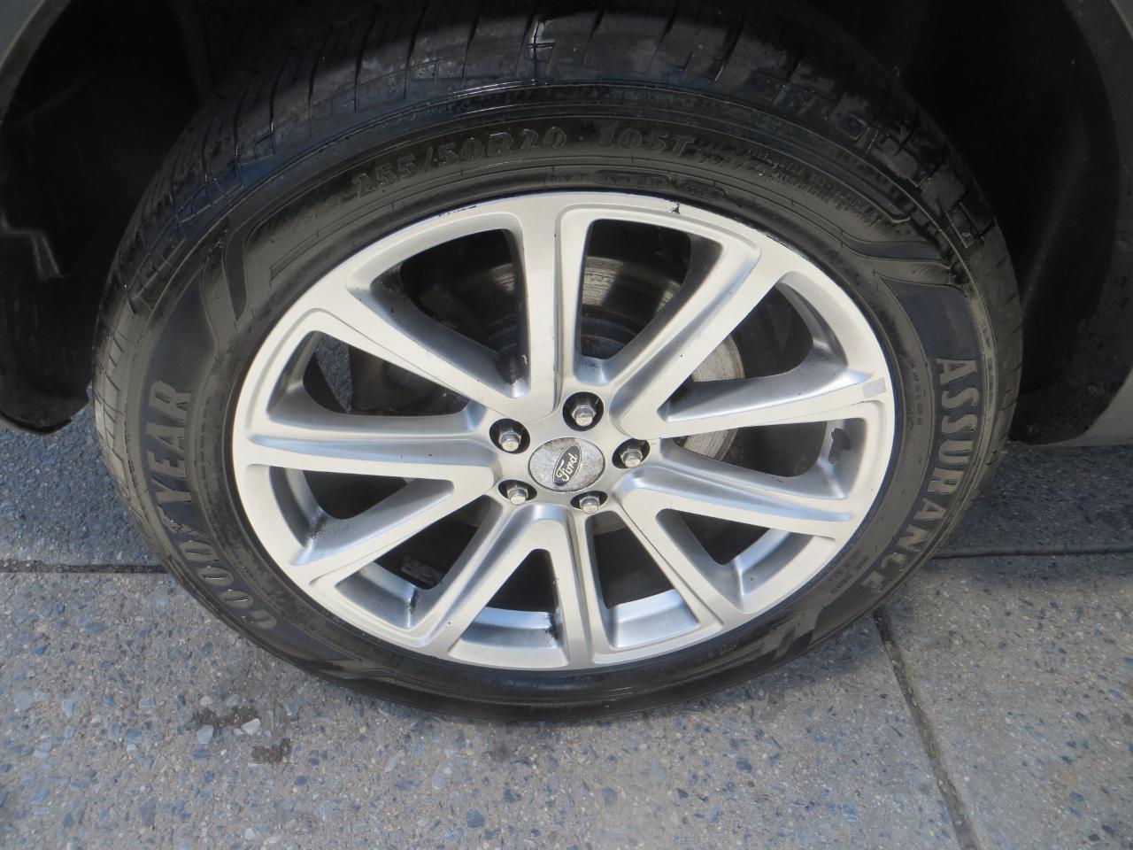 Ford Explorer Limited 4WD 2016