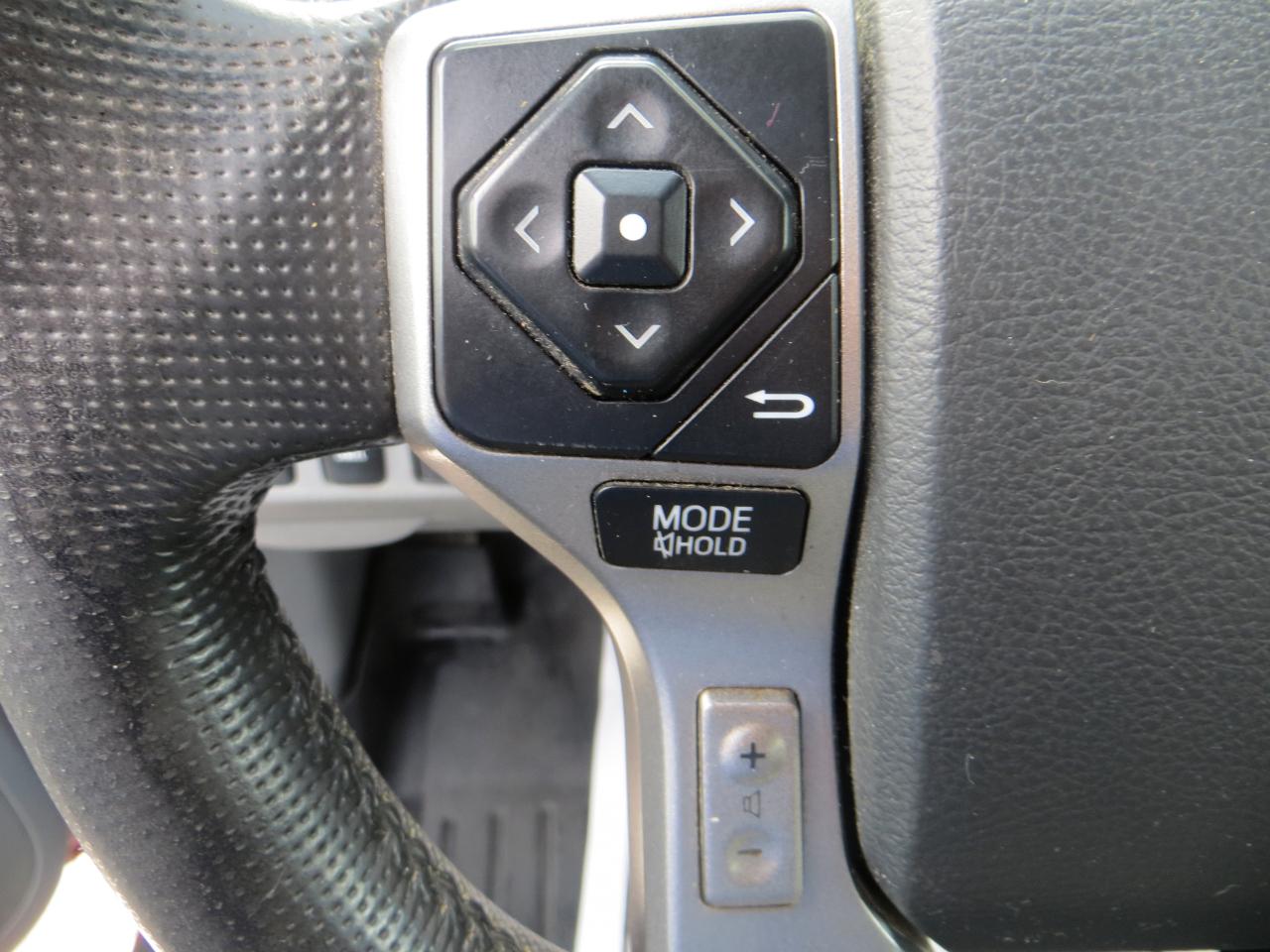 Toyota Tacoma Double Cab V6 4WD 2015