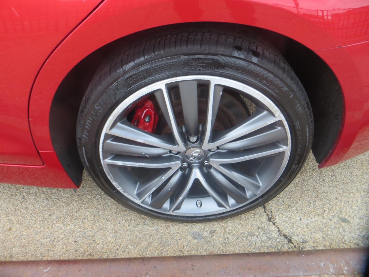 Infiniti Q50 Red Sport 400 AWD 2020