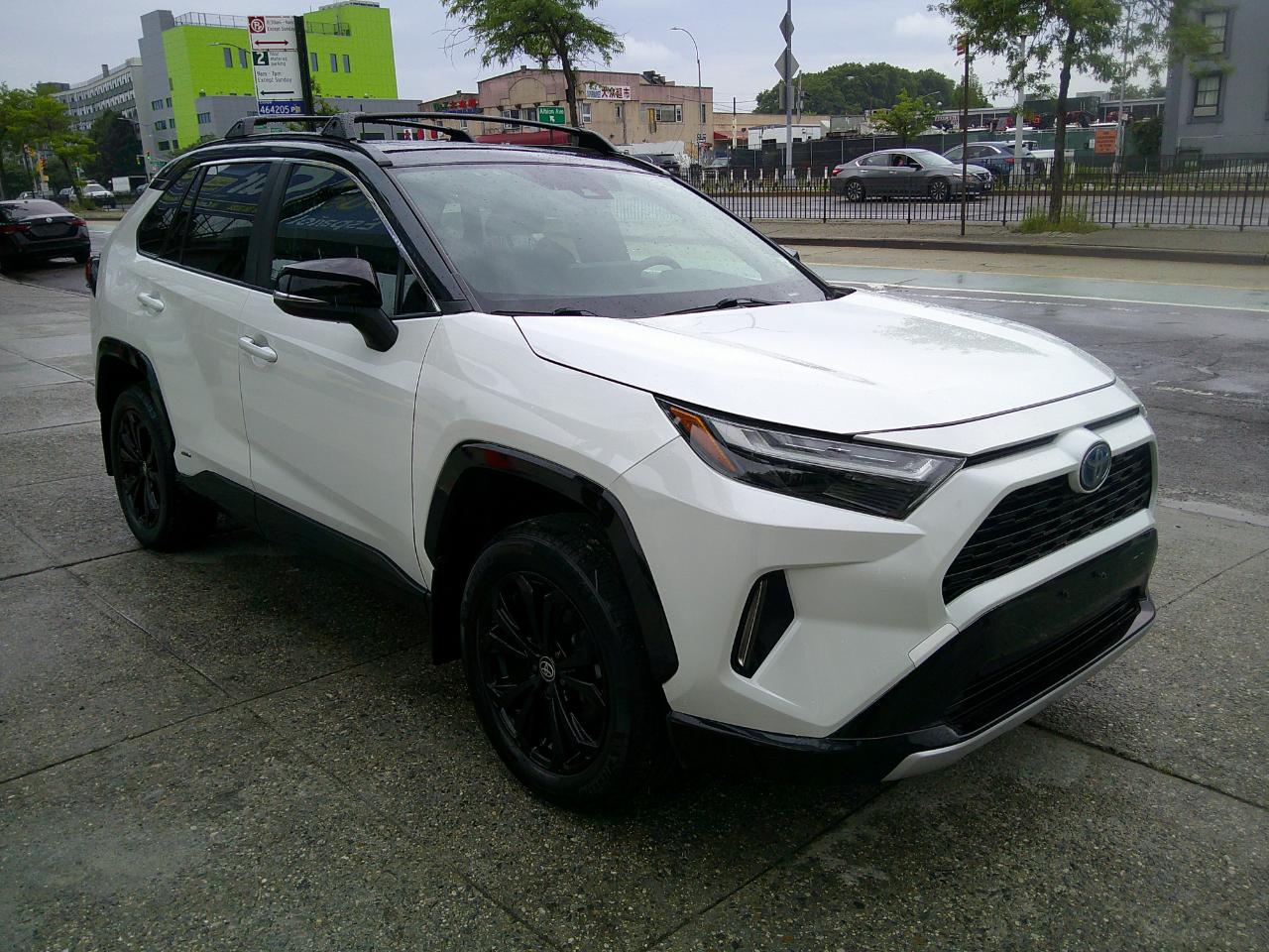 Toyota RAV4 Hybrid XSE 2023