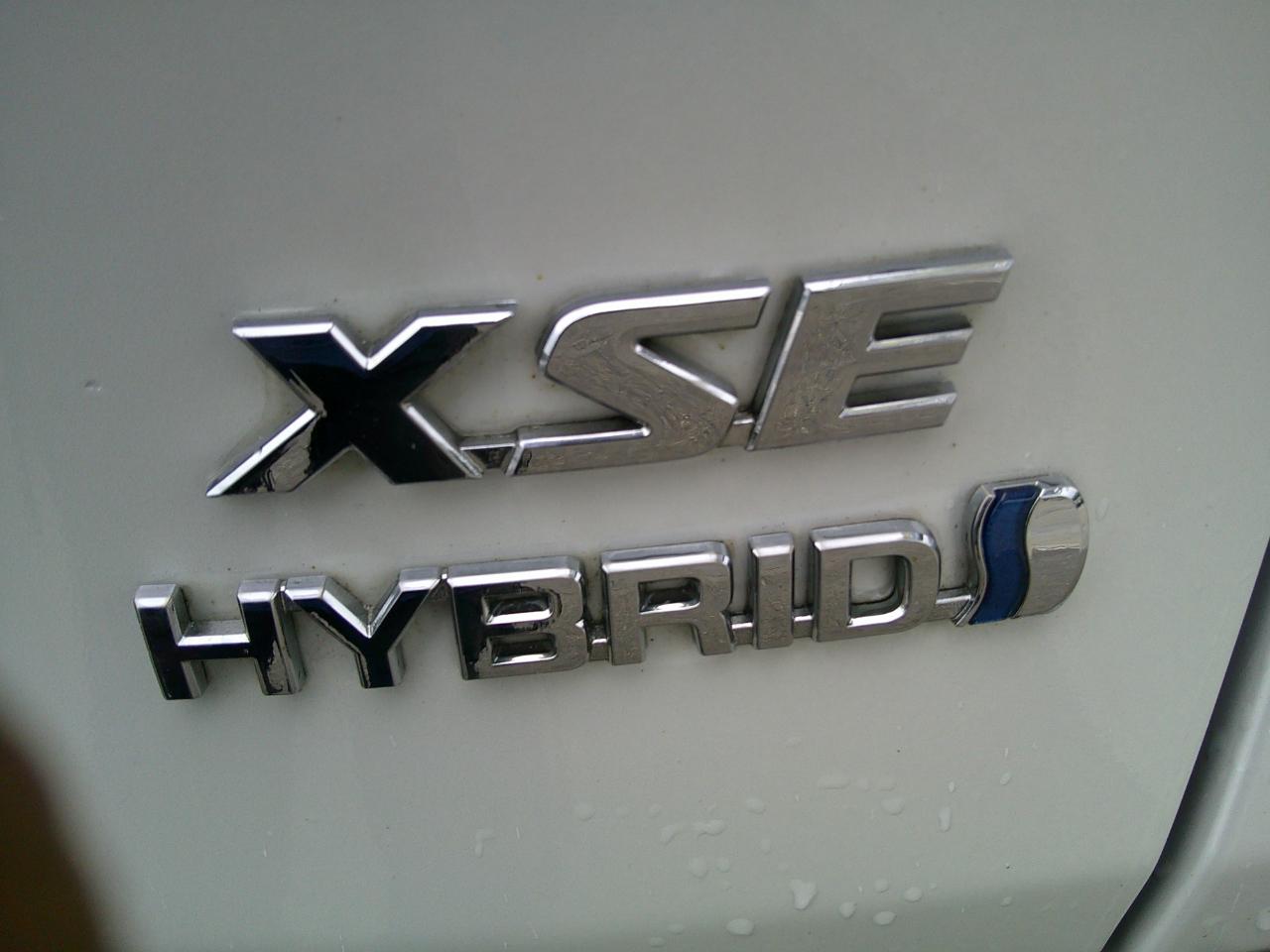 Toyota RAV4 Hybrid XSE 2023